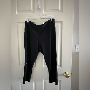 Under Armour Black Compression Crop Legging Size 2X women